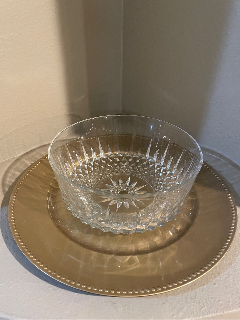 Arcoroc France Clear Glass Starburst Diamond Pattern Serving Bowl